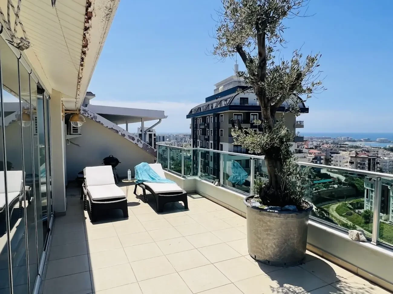 Двухуровневая квартира-пентхаус в Турции г. Авсаллар 4