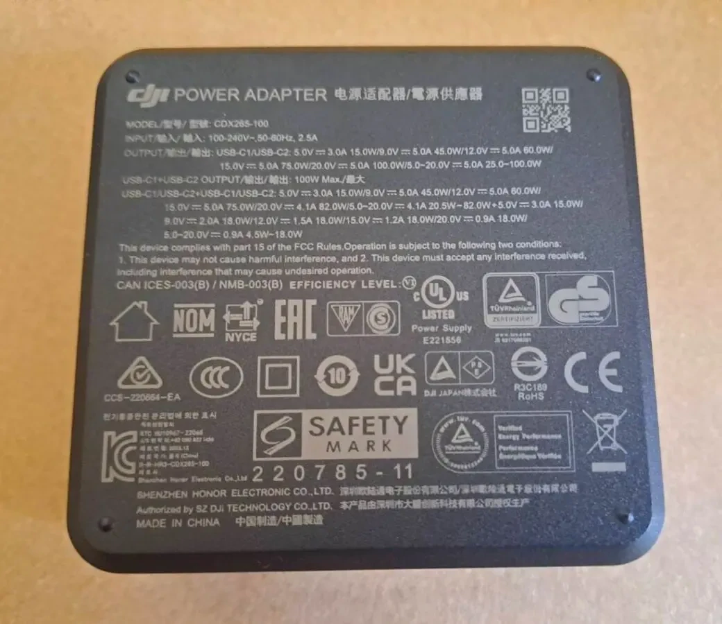 Зарядний пристрій.CDX265-100.DJI Mavic 3 USB-C Power Adapter 100W 2