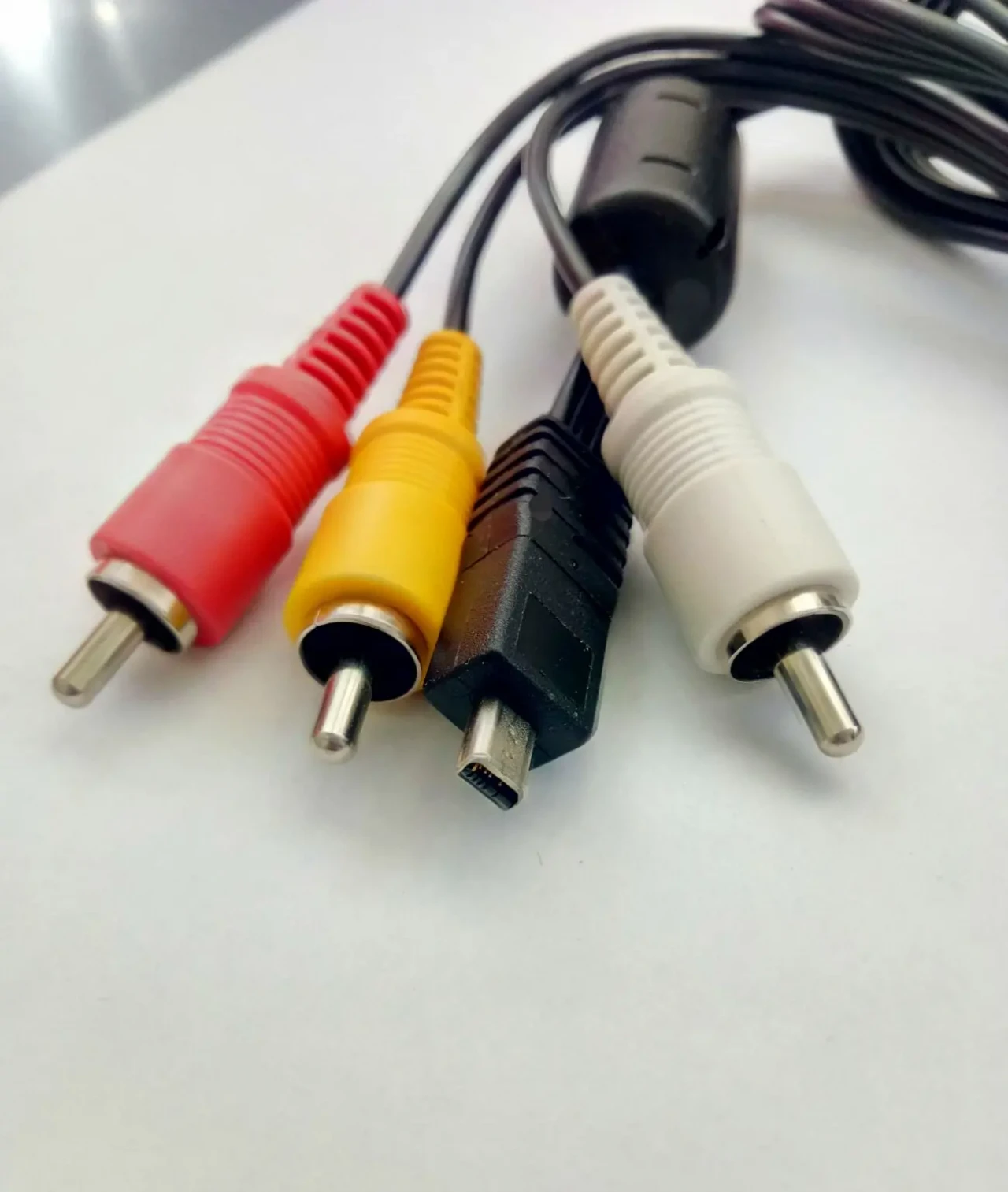 Кабель для фото видео камеры / Оригинал / С ферритом / Made in Germany 4