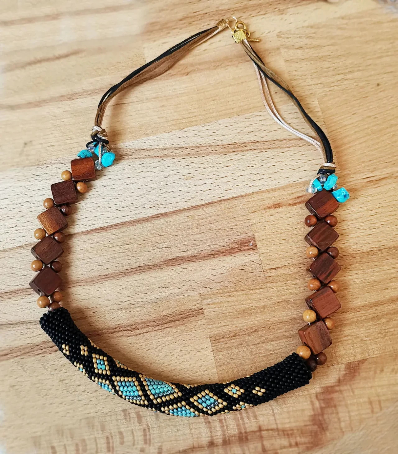 Прикраса із бісеру кольє-джгут Блюз 5