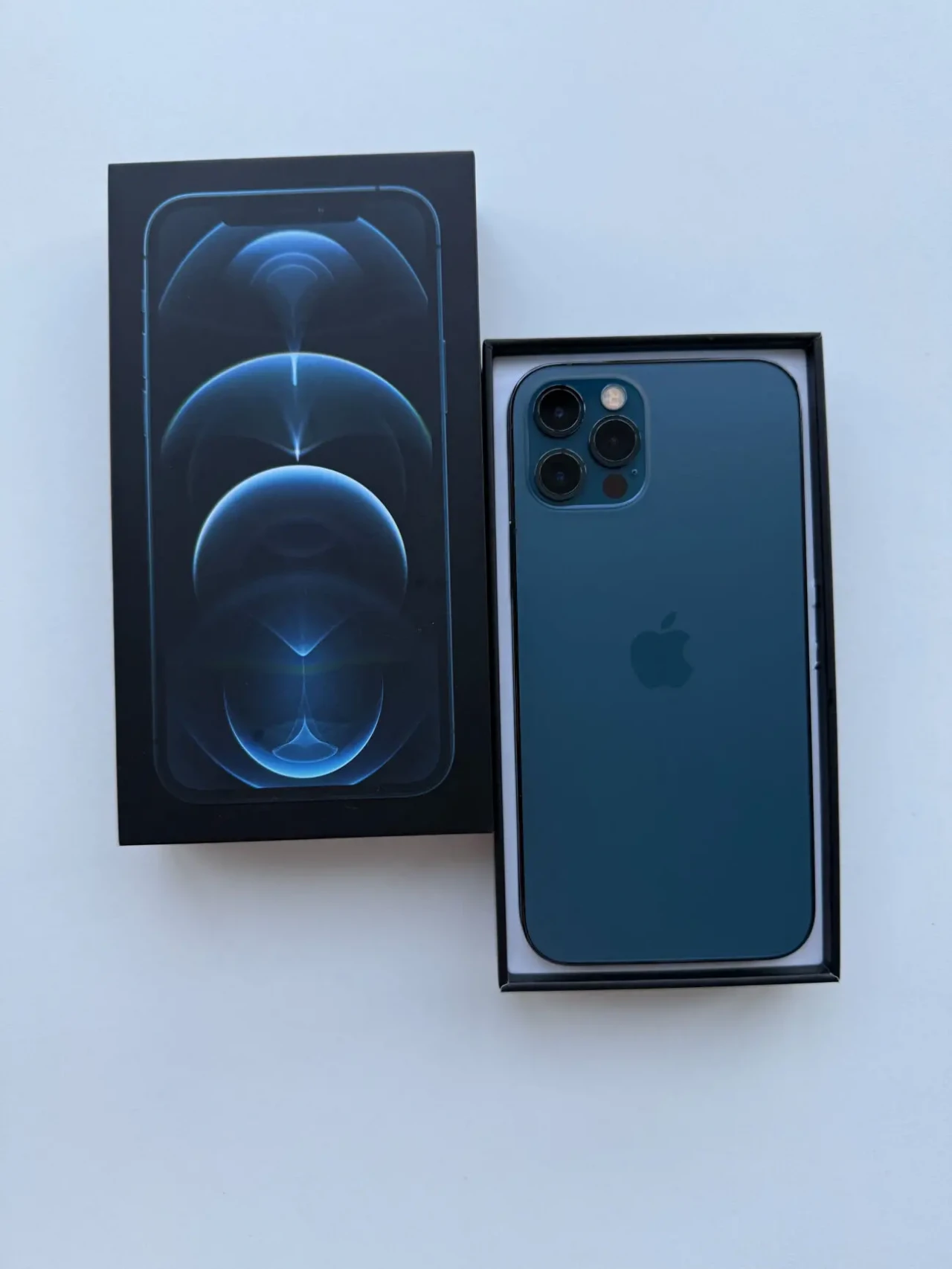 iPhone 12 Pro 256GB Graphite  Never Lock