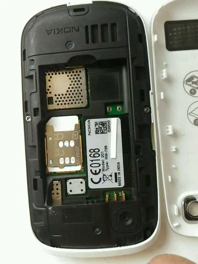 Nokia 201 RM799 7