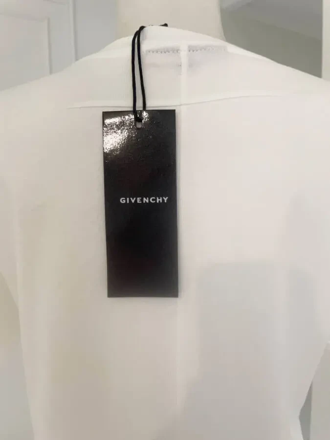 Футболка Givenchy 5