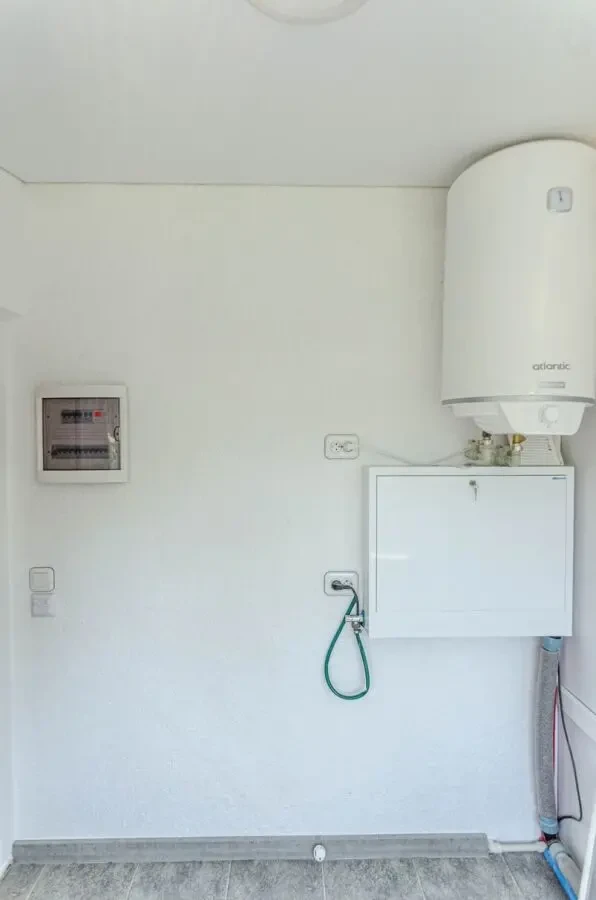 Новиий будинок в районі вулиці Лялі Убийвовк 9