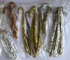 Основа металл закладка в книгу цветы, перо, волная, цвет желтый белый