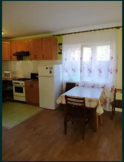 будинок Пришивальня, 15 км до міста. 100 кв.м. 2поверхи, 8