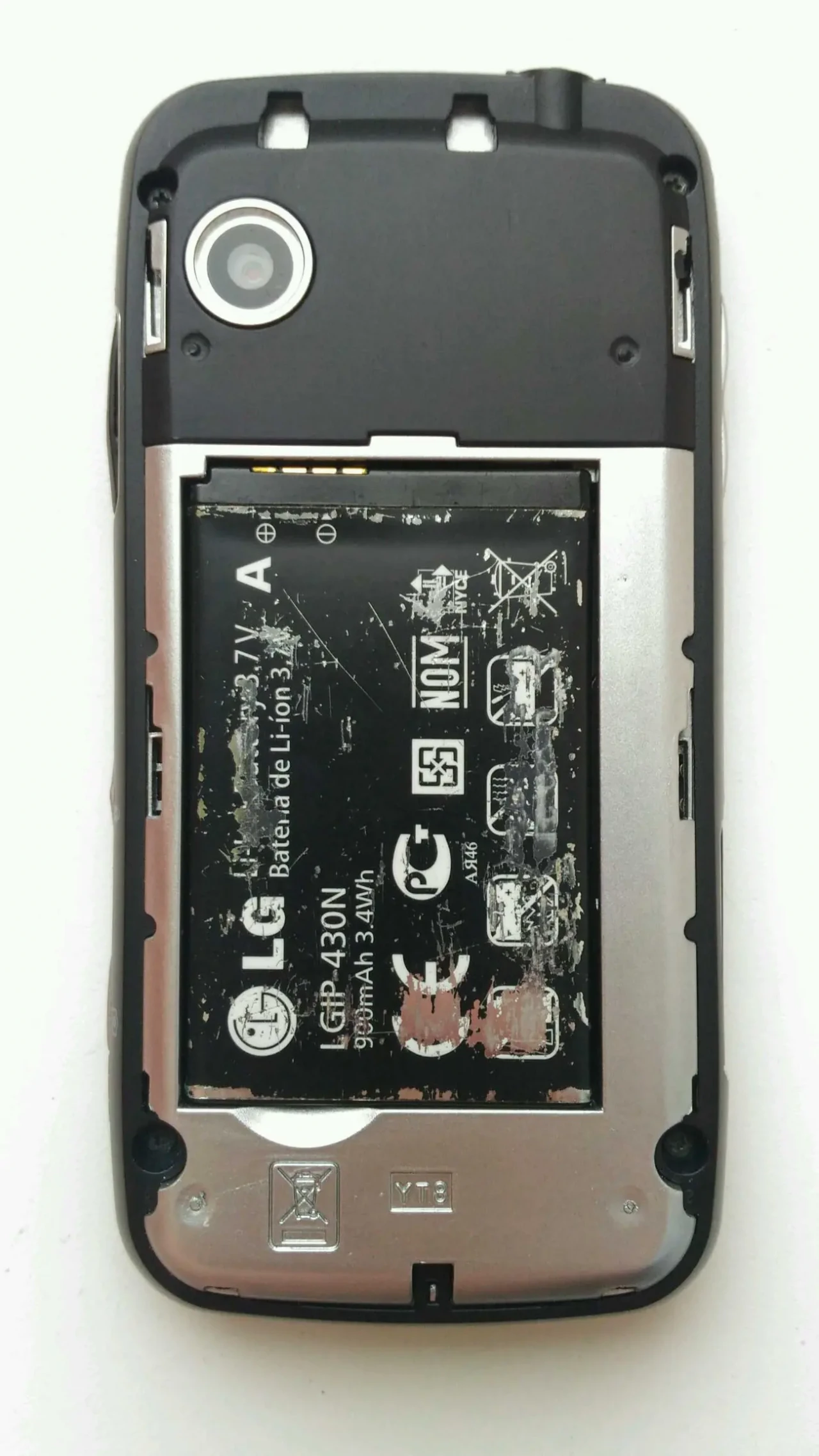 LG E900 Optimus 7 7
