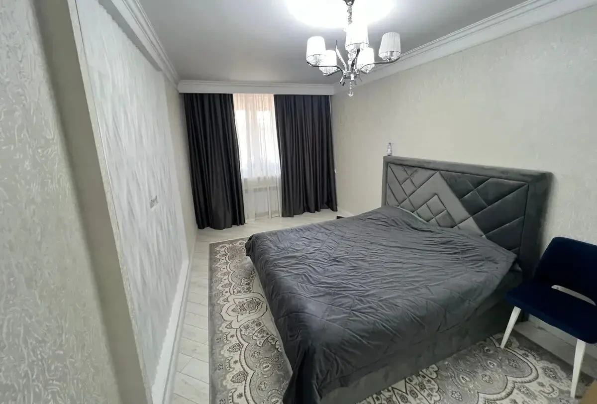 Продам 2к квартиру в новобудові біля метро. ЖК Миру 4