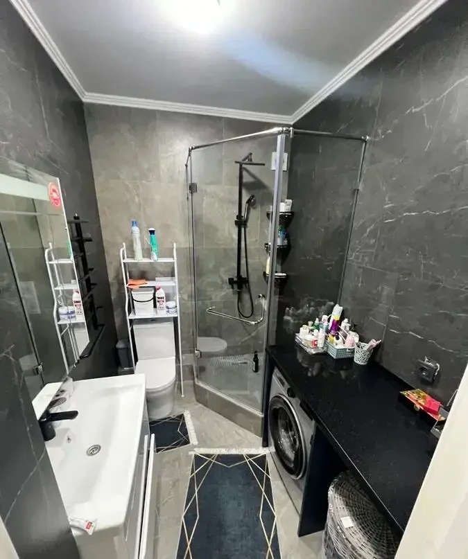 Продам 2к квартиру в новобудові біля метро. ЖК Миру 5