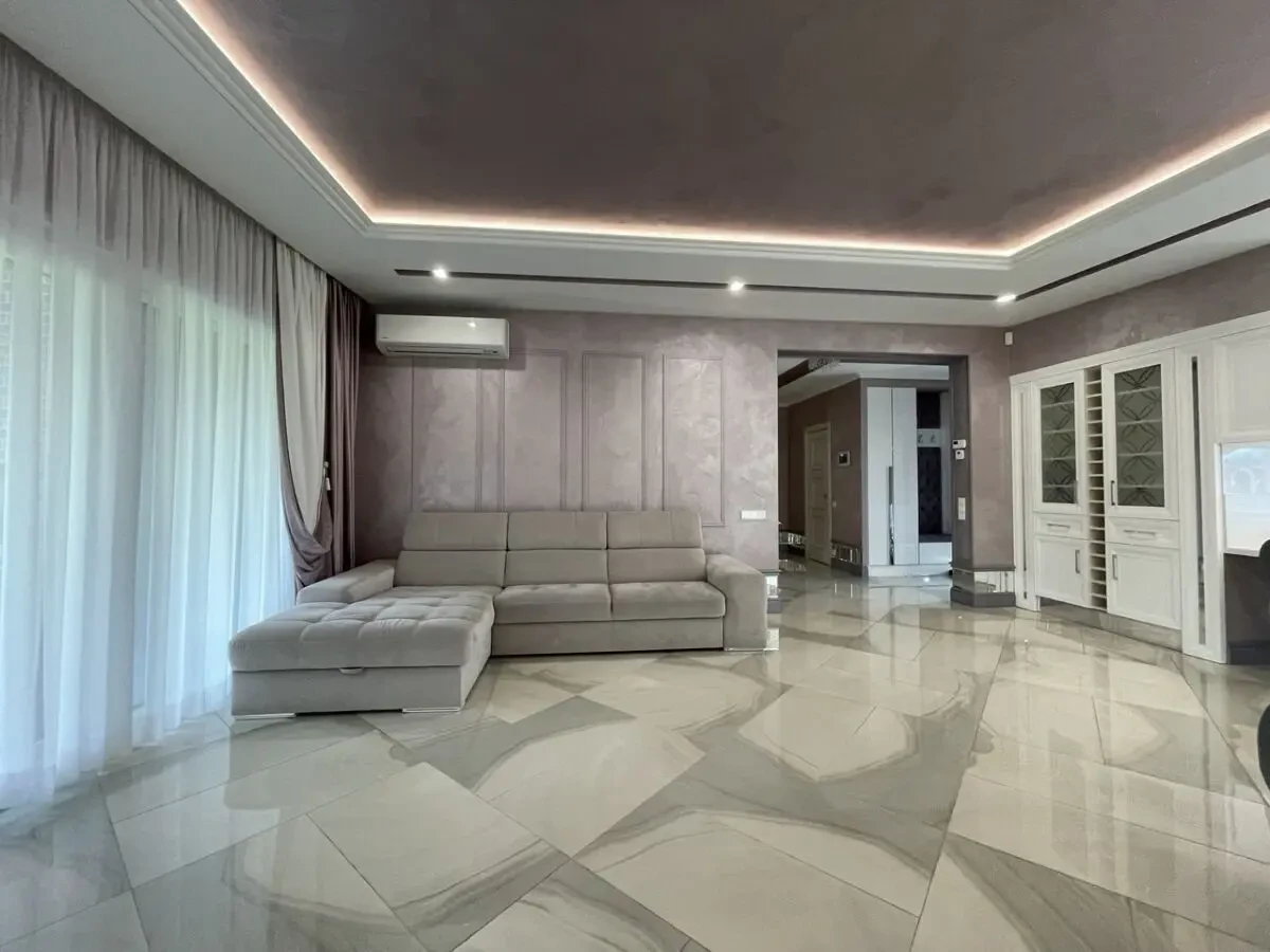 Продаж ексклюзивного будинку