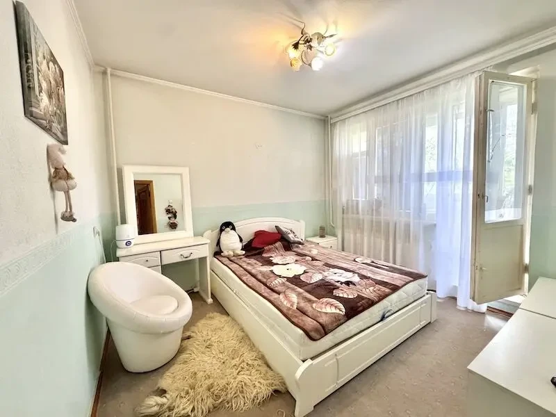 Продам 3 кімн, вул. Нескорених 31Б