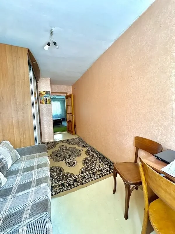 Продам 2 кімн, вул. Південнопроектна, 18. Одеська 8