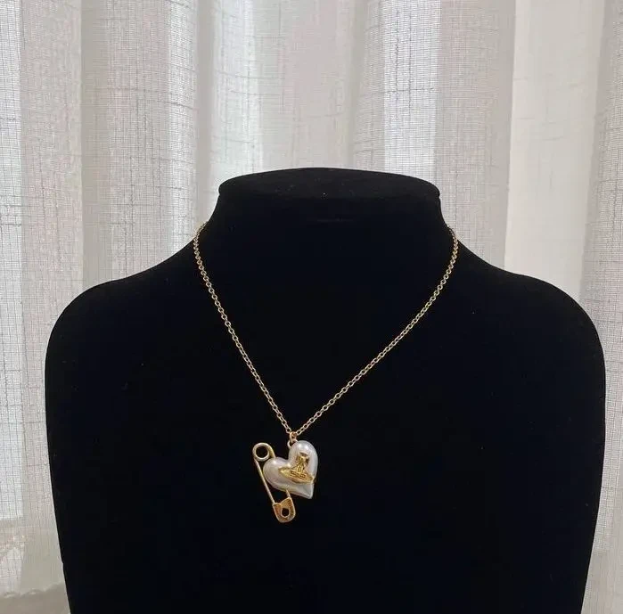 Підвіска Vivienne Westwood 7