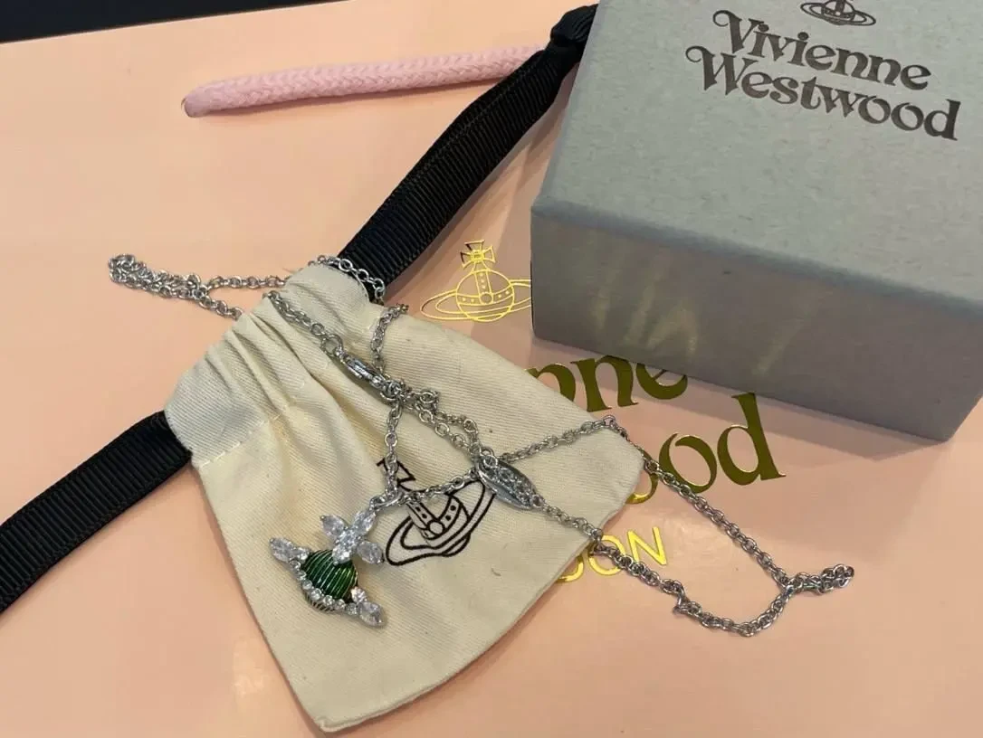 Підвіска Vivienne Westwood 10