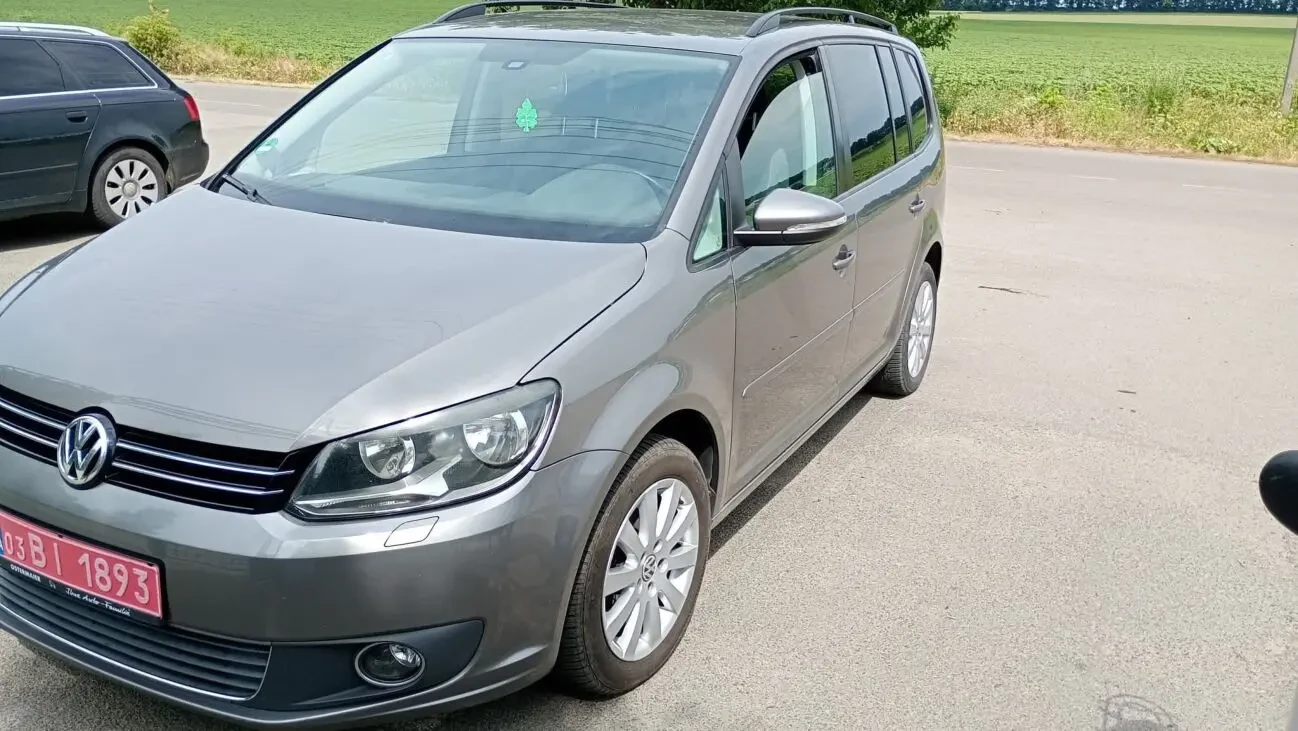 Wolksvagen Touran 9