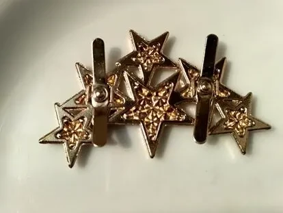 Брошка декоративное украшение 6 звезд камни стразы 3