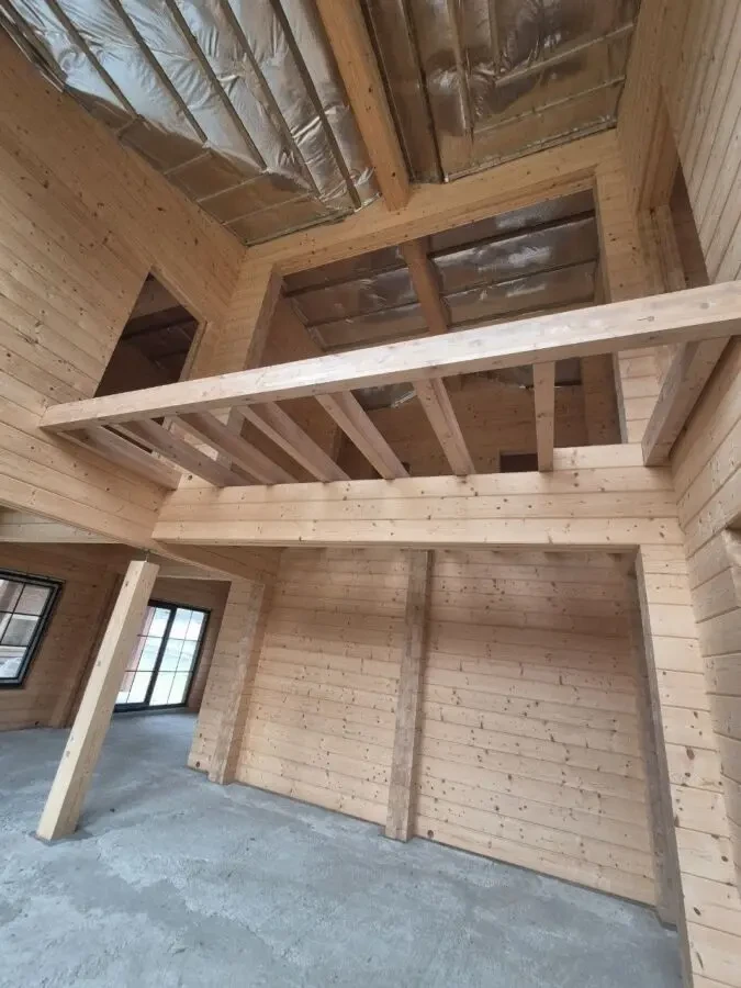 Продаж елітної резиденції з великою земельною ділянкою 0,57га