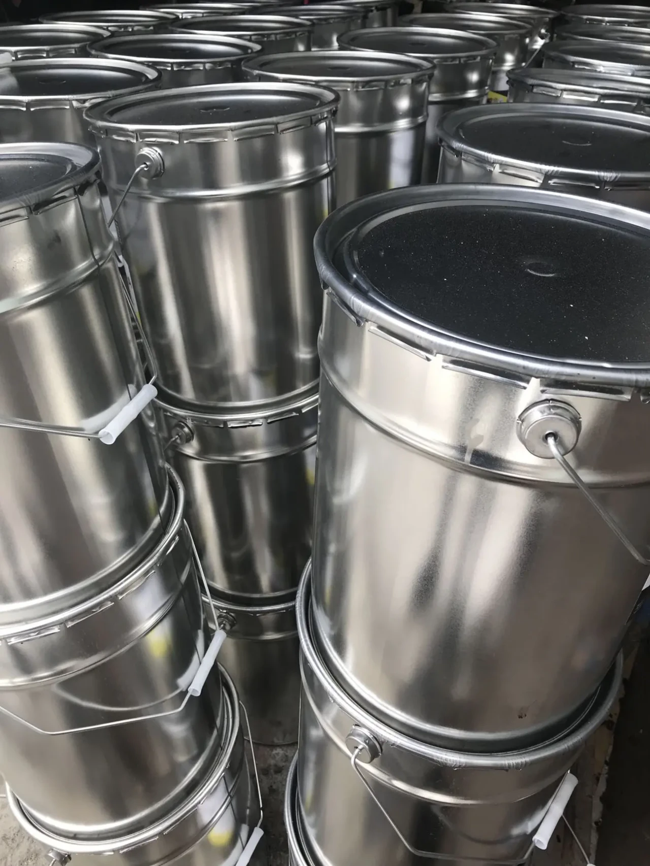 Мастика битумная ЕКОБИТ ведро 20 кг 8