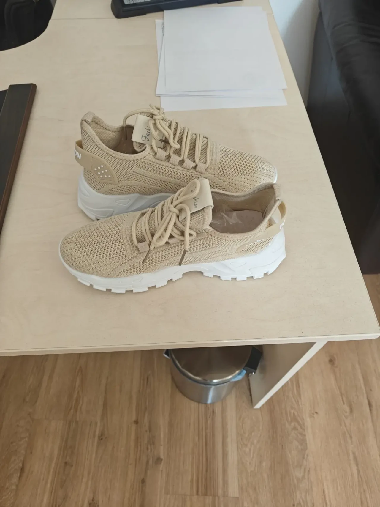 Жіночі кросівки 4