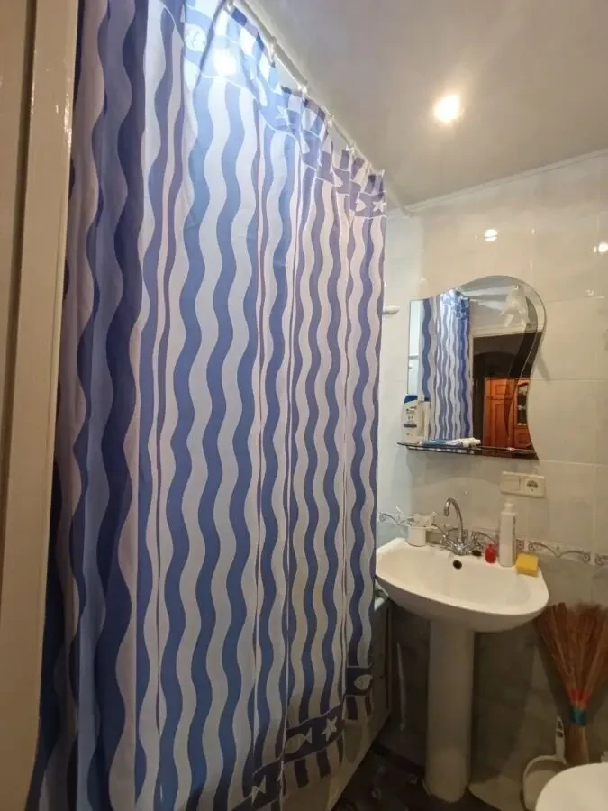 Продам 2-к Квартиру, Победа3 8