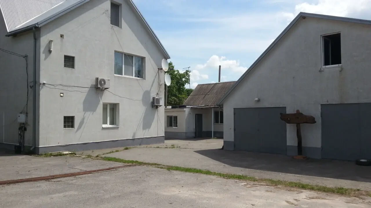 Продаж будинка 4