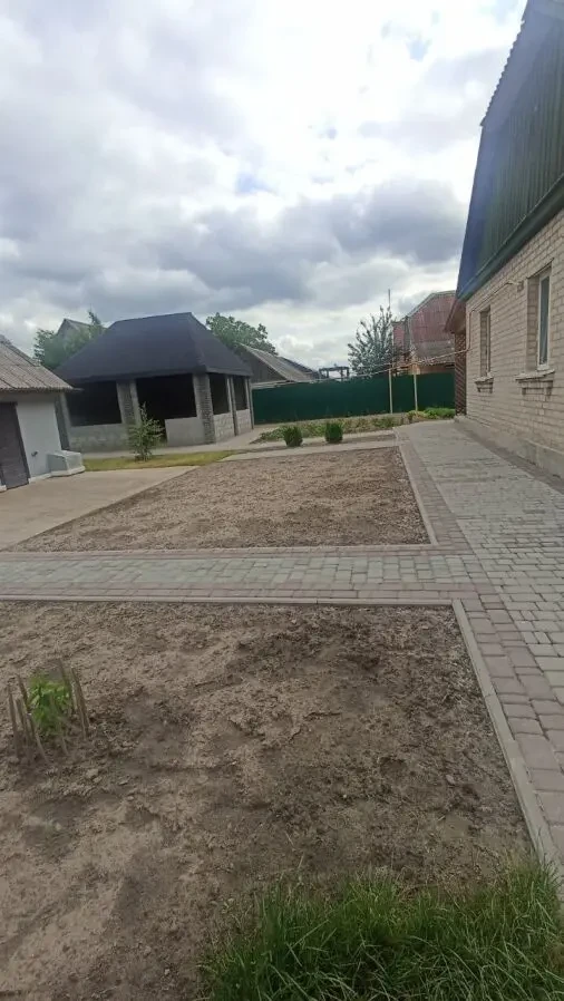 Продається мебльований будинок з ремонтом м. Малин, центр 4