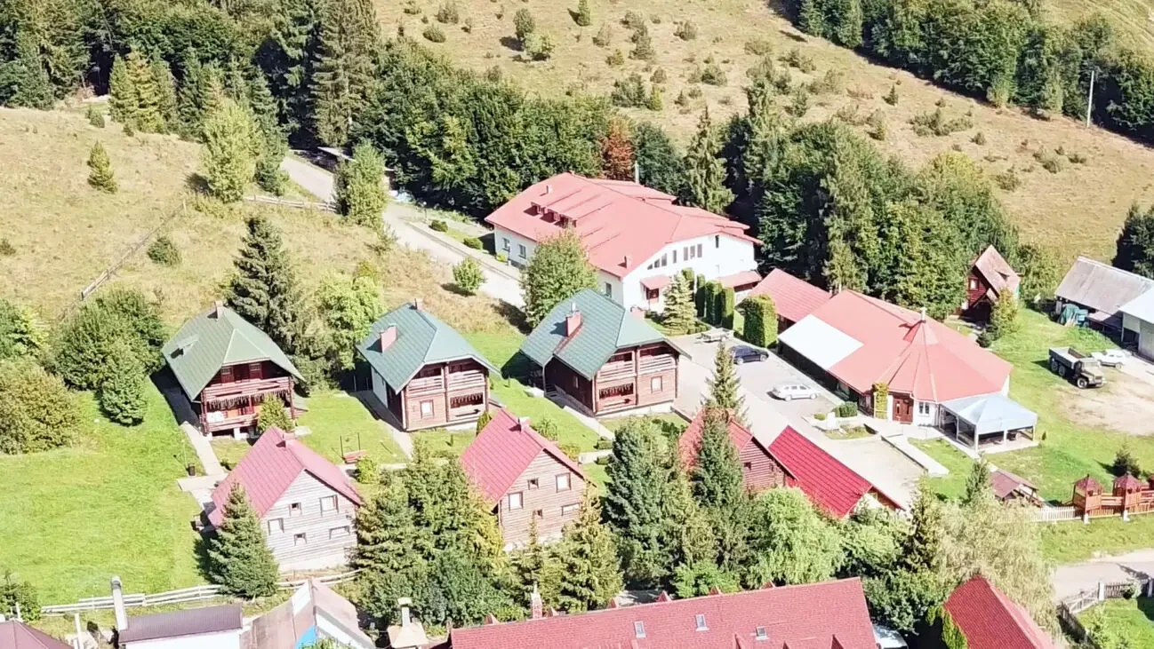 Продаж туристичного комплексу