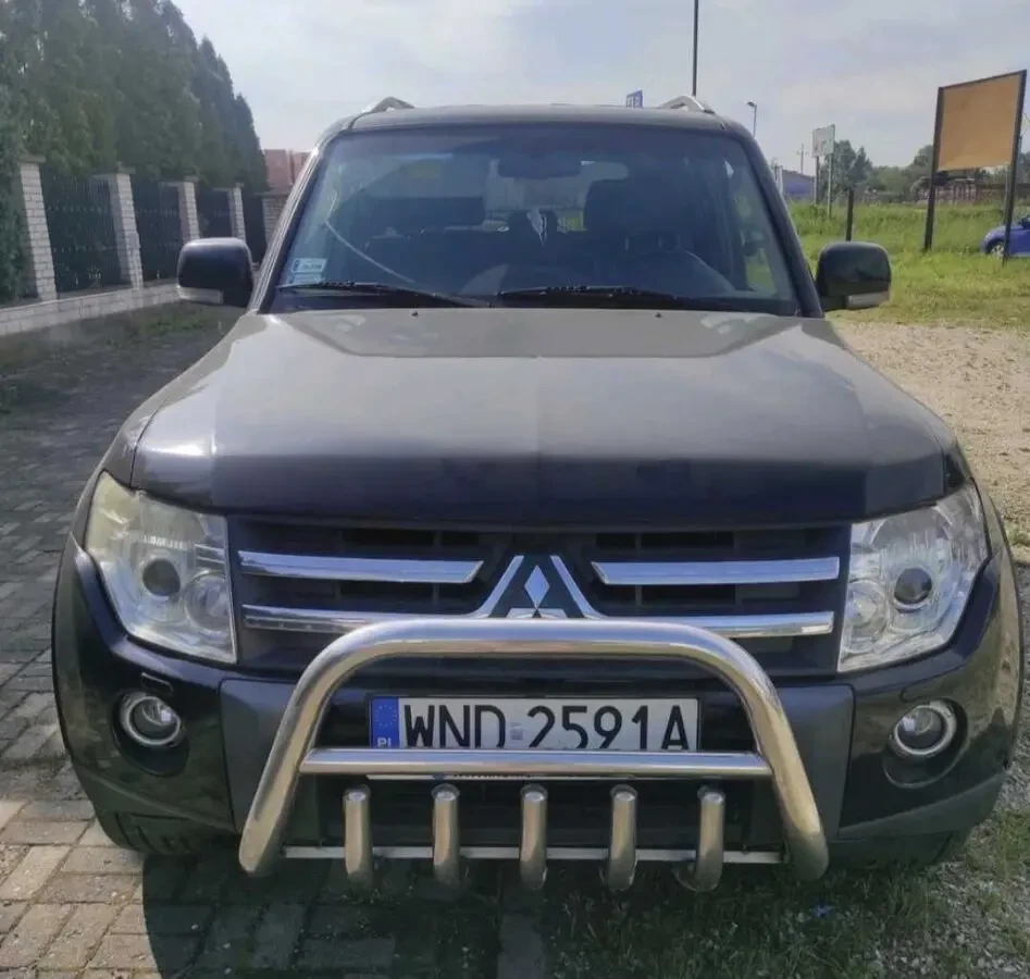 Mitsubishi Pajero 5