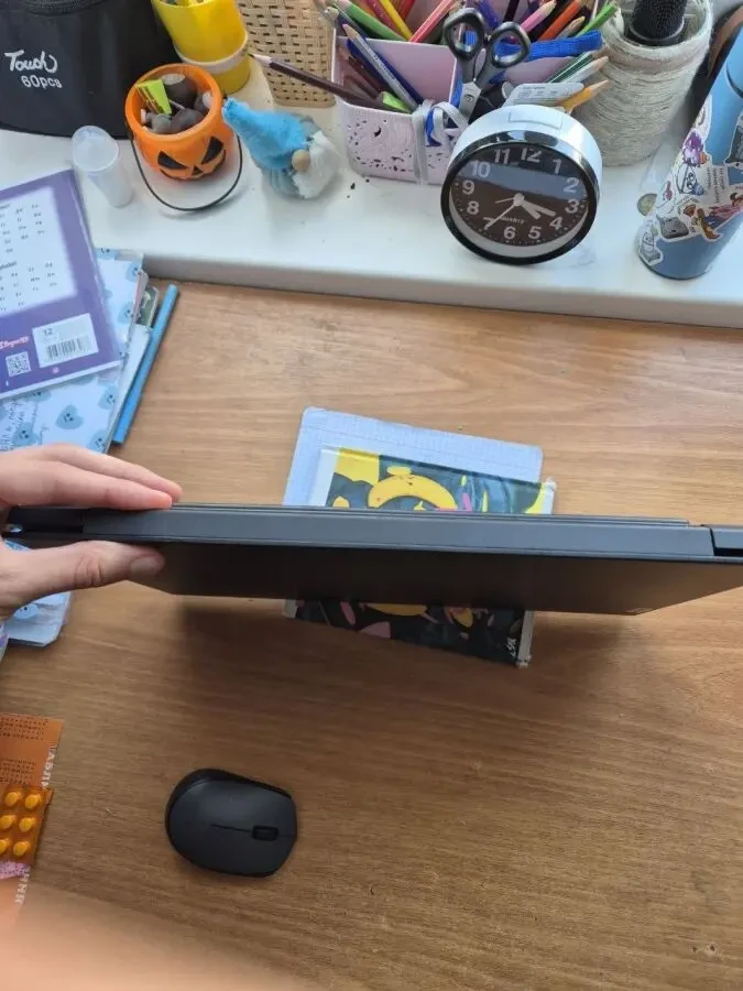 Ноутбук V15 G2-ITL Laptop (Lenovo) - Type 82KB 7