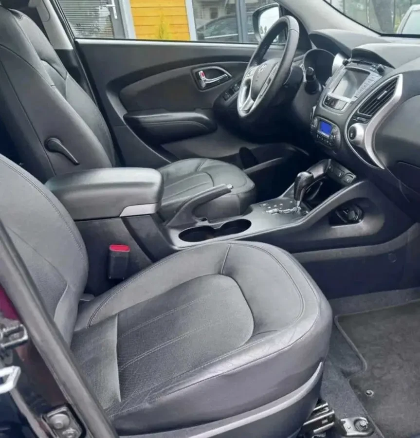 Hyundai ix35 7