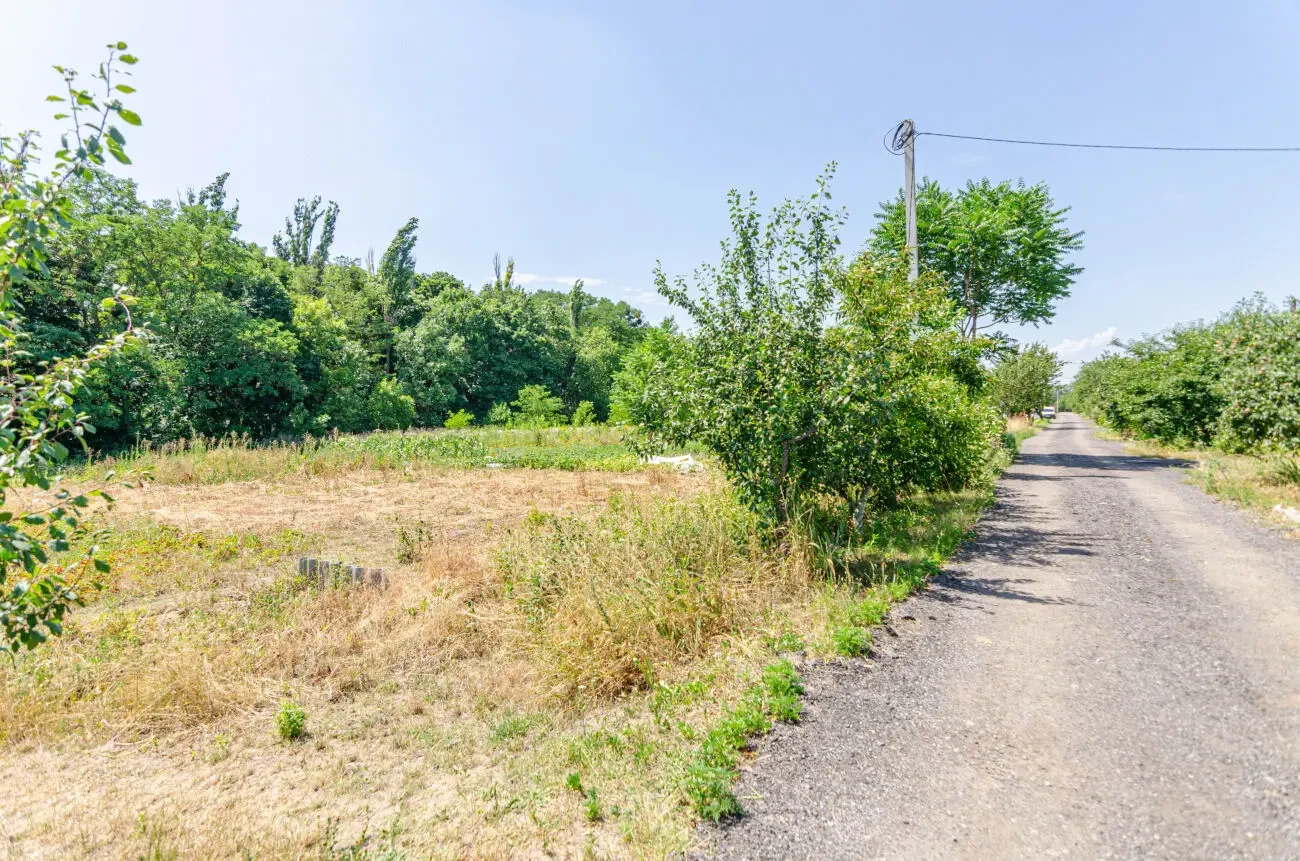 Ділянка 10 соток біля Дендропарку - єдина у продажу 3