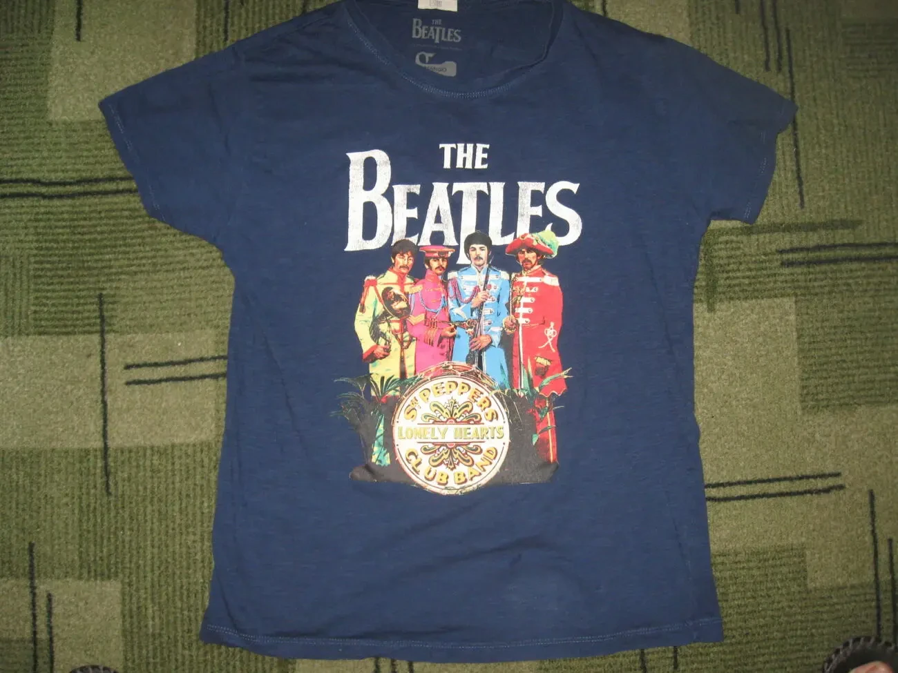 Футболка-мерч The Beatles