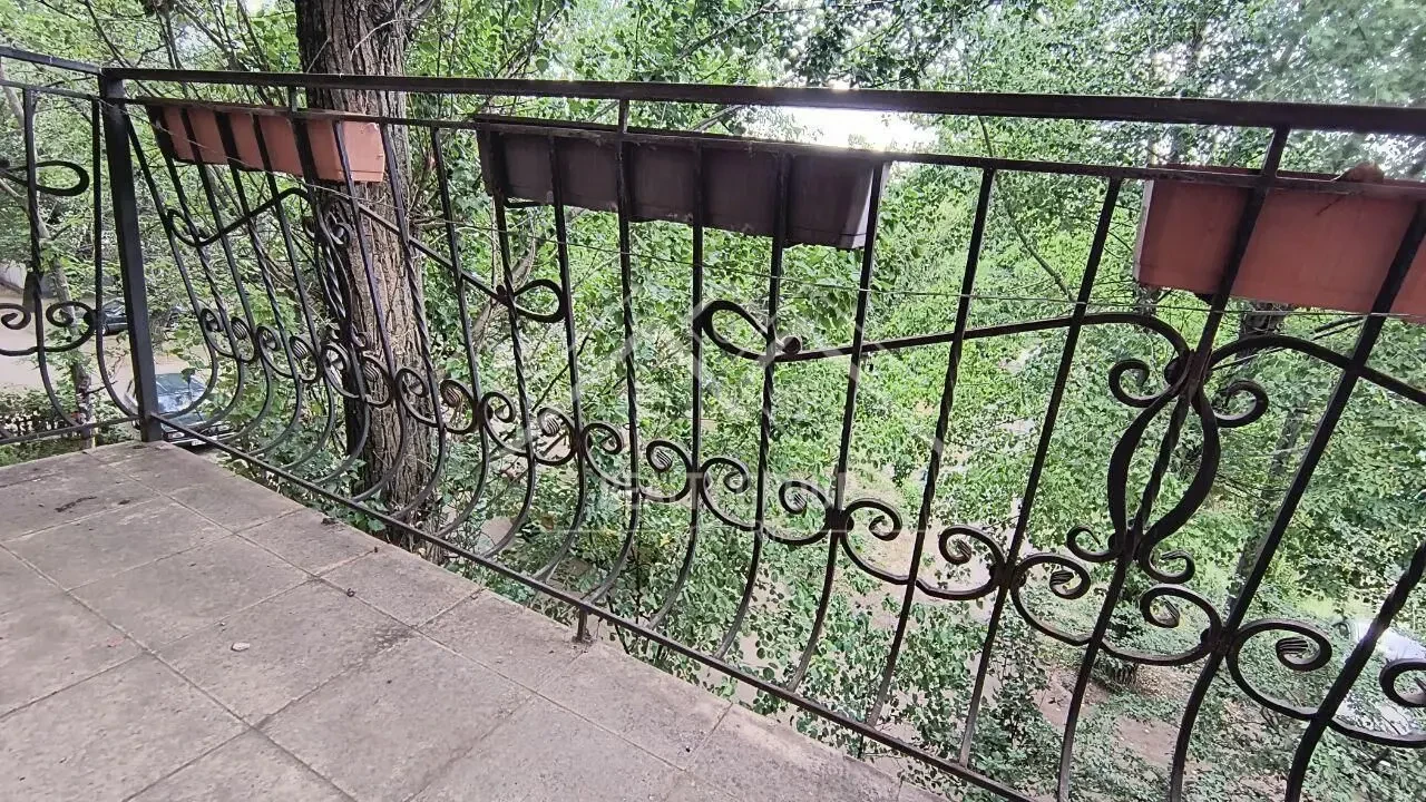 продаж 2к квартири з автономним опаленням ЄВідновлення 8