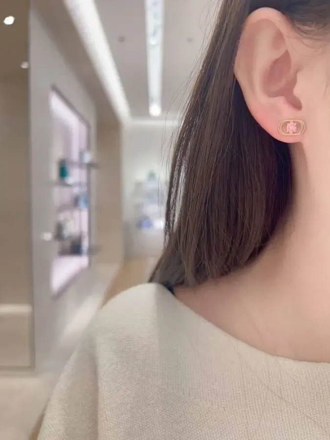 Сережки Dior 8