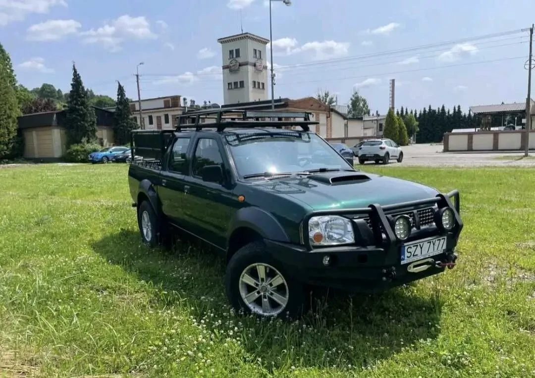 Nissan NP 300 Пікап Для ЗСУ