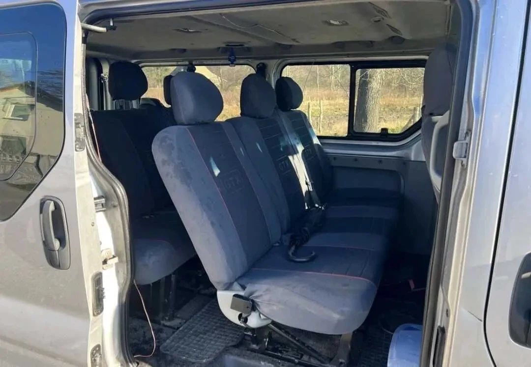 Бусик Opel Vivaro 7