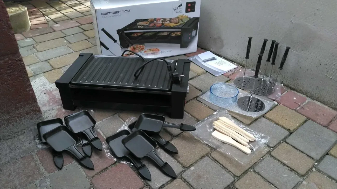 Гриль-раклетниця-фондю Emerio 3 in 1 Raclette 3