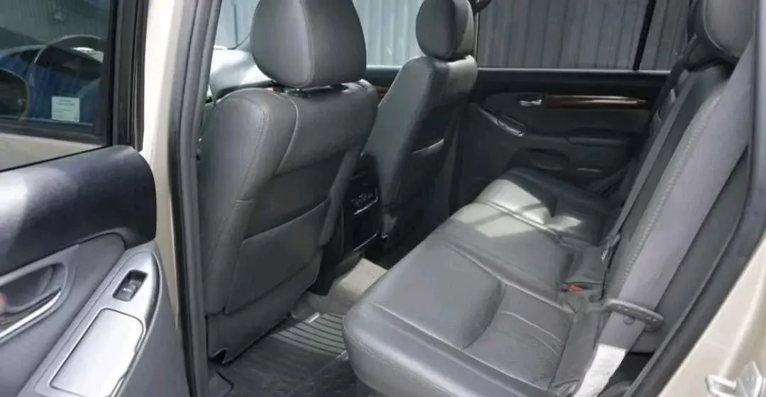 Toyota Land Cruiser 8