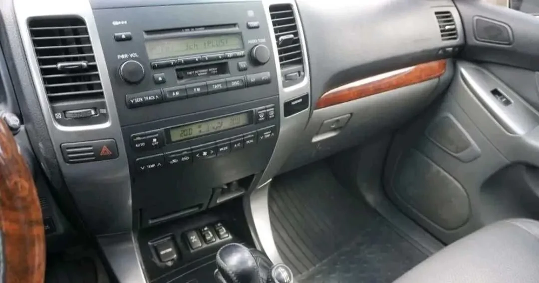 Toyota Land Cruiser 10