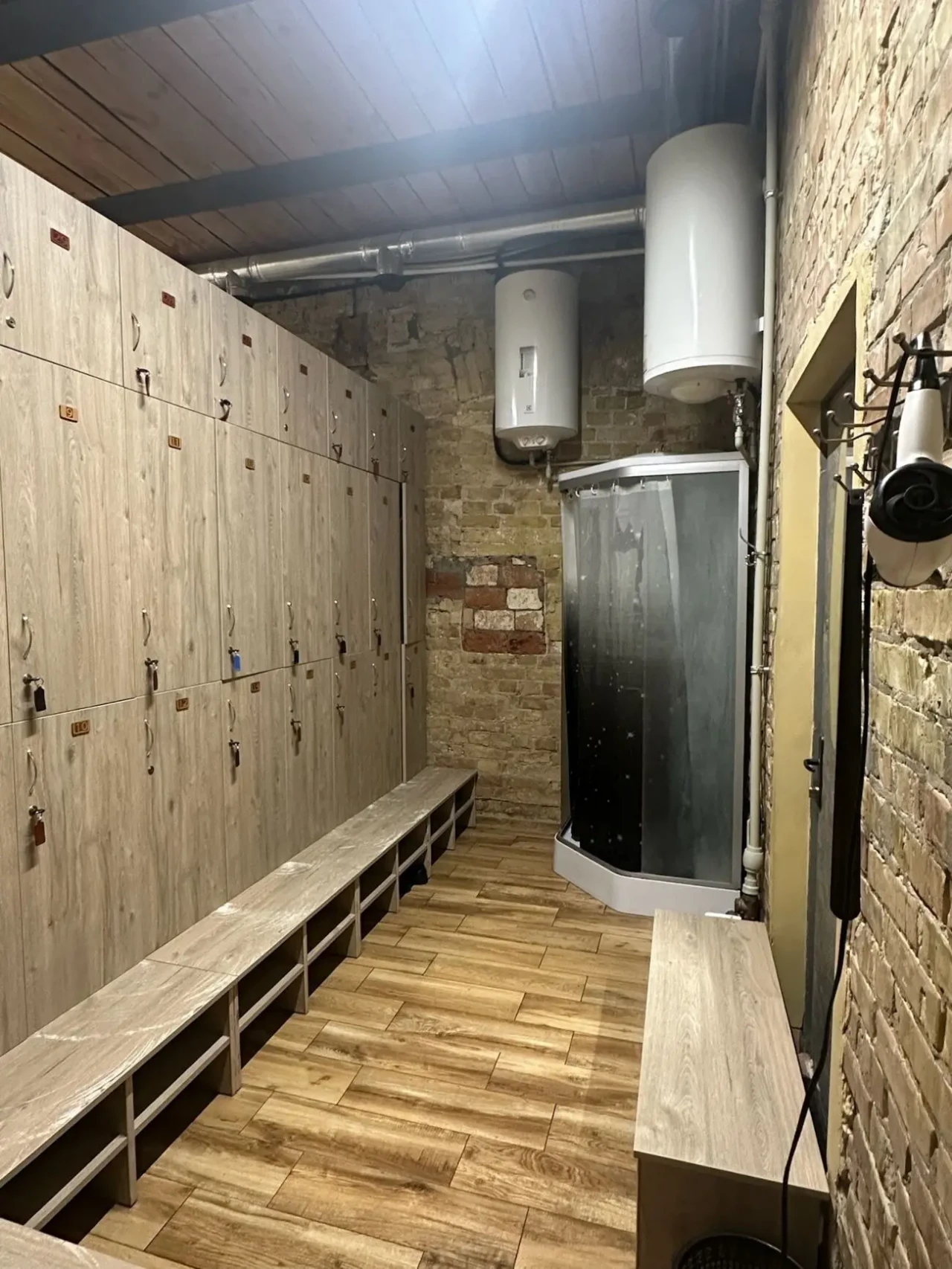 Приміщення 209кв.м з ремонтом, Яр.Вал, Золоті Ворота. 9