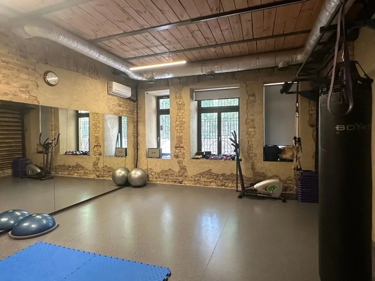 Приміщення 209кв.м з ремонтом, Яр.Вал, Золоті Ворота. 4