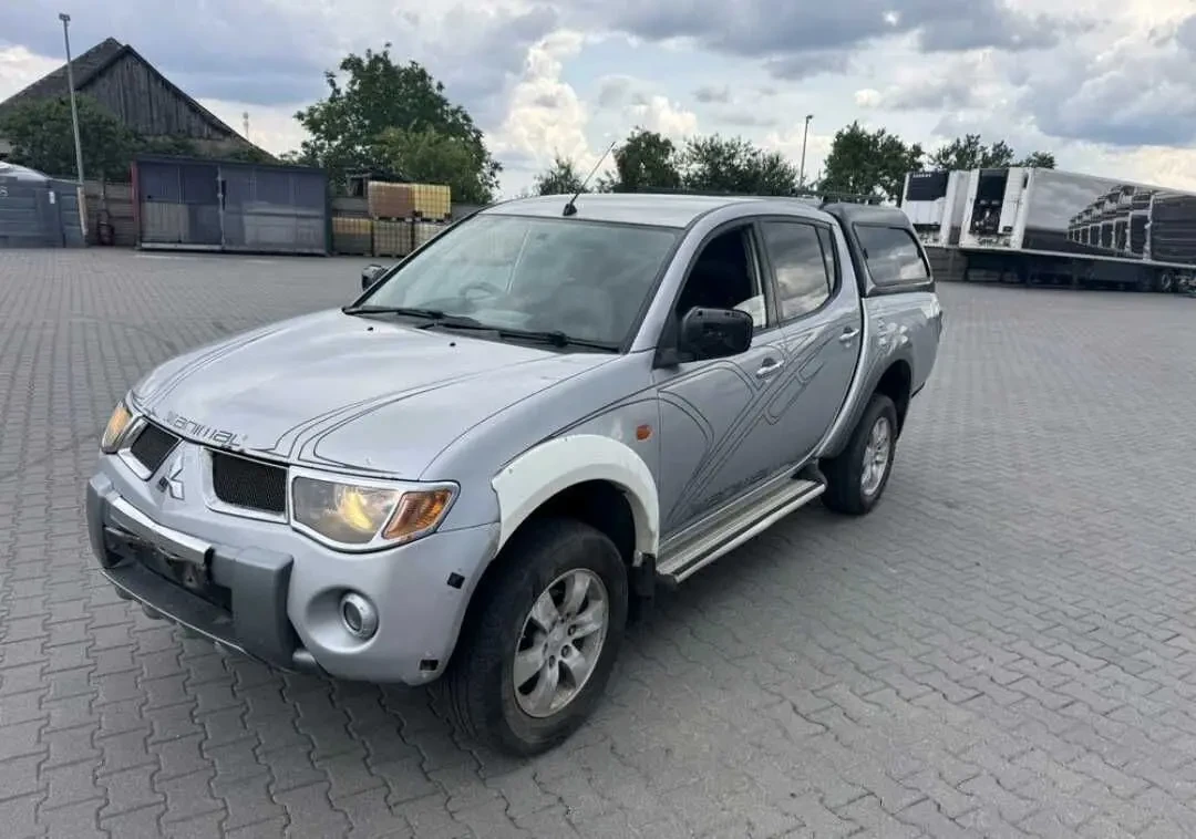 Mitsubishi L 200 2