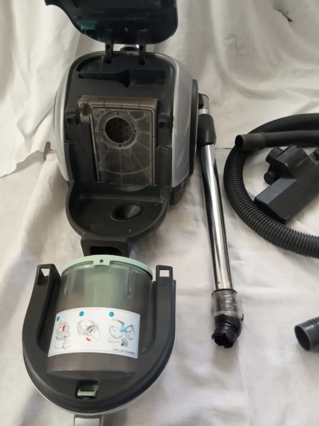 Пилосос циклонний LG VK 78161R 3