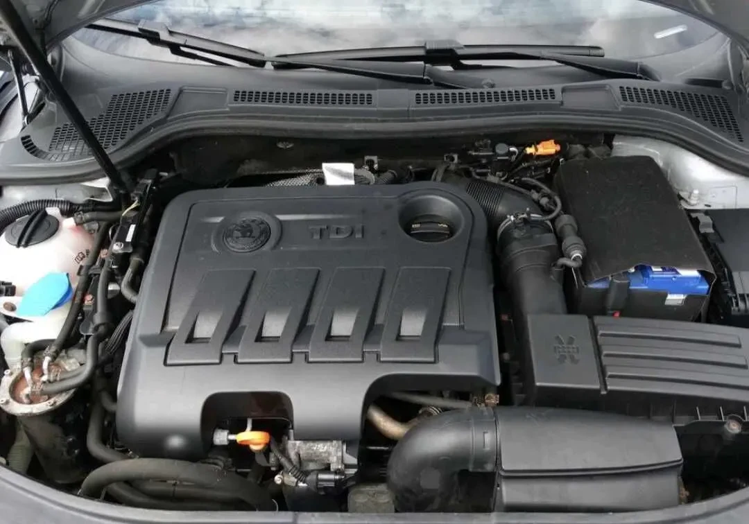 Skoda superb 2.0 TDI 9