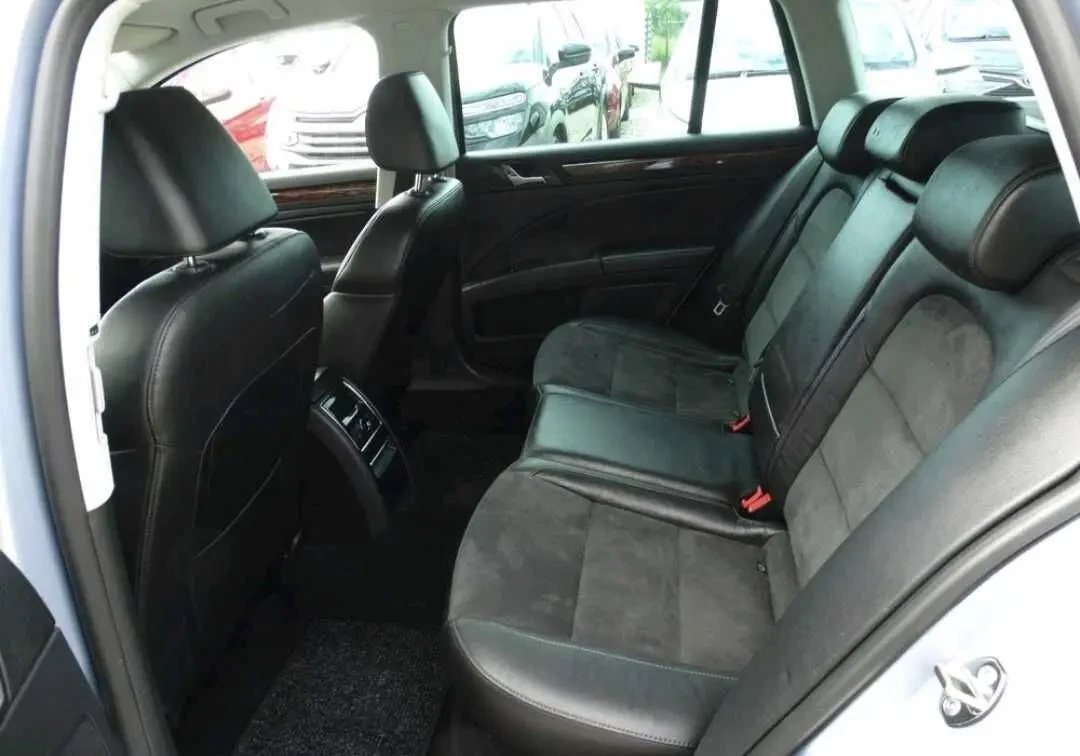 Skoda superb 2.0 TDI 5