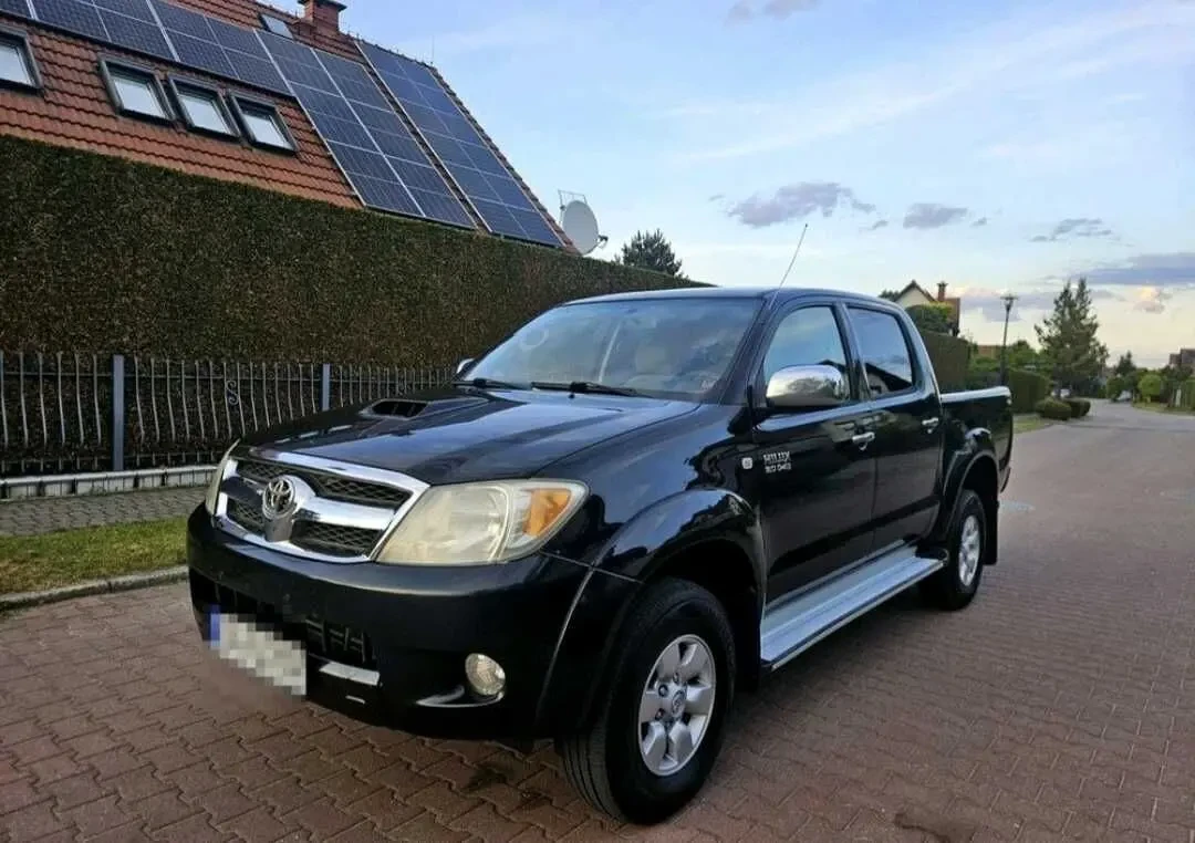 Пікап,  Toyota Hilux 3.0 D. 2