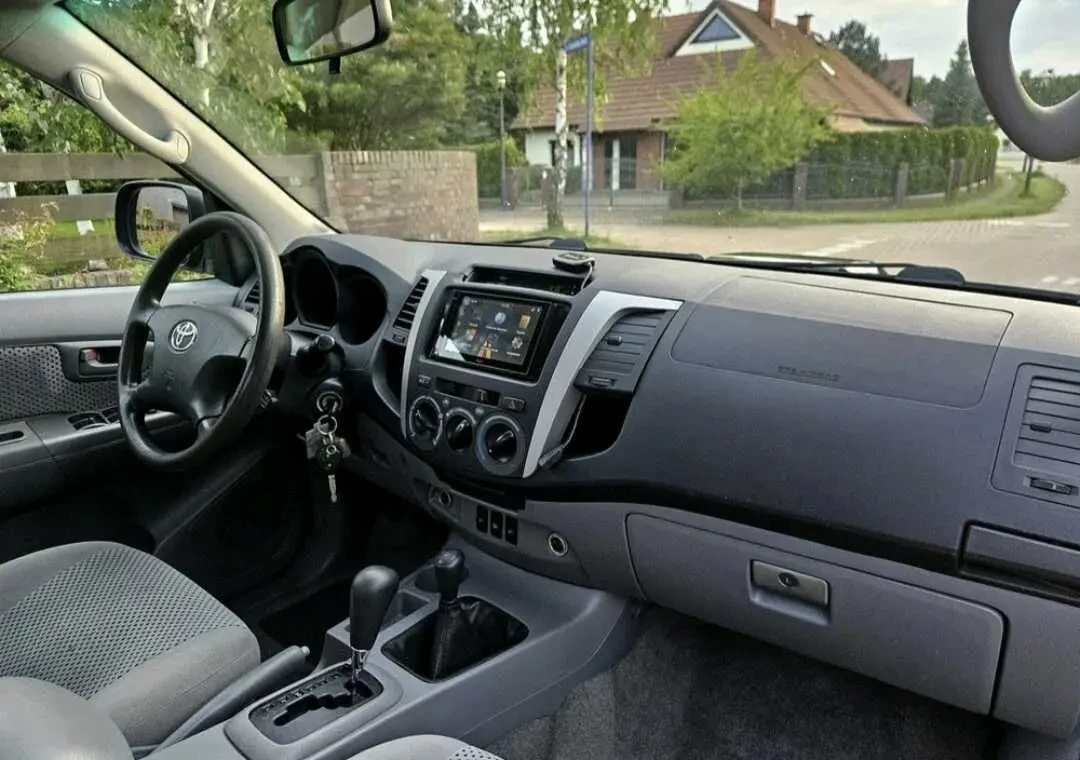 Пікап,  Toyota Hilux 3.0 D. 7