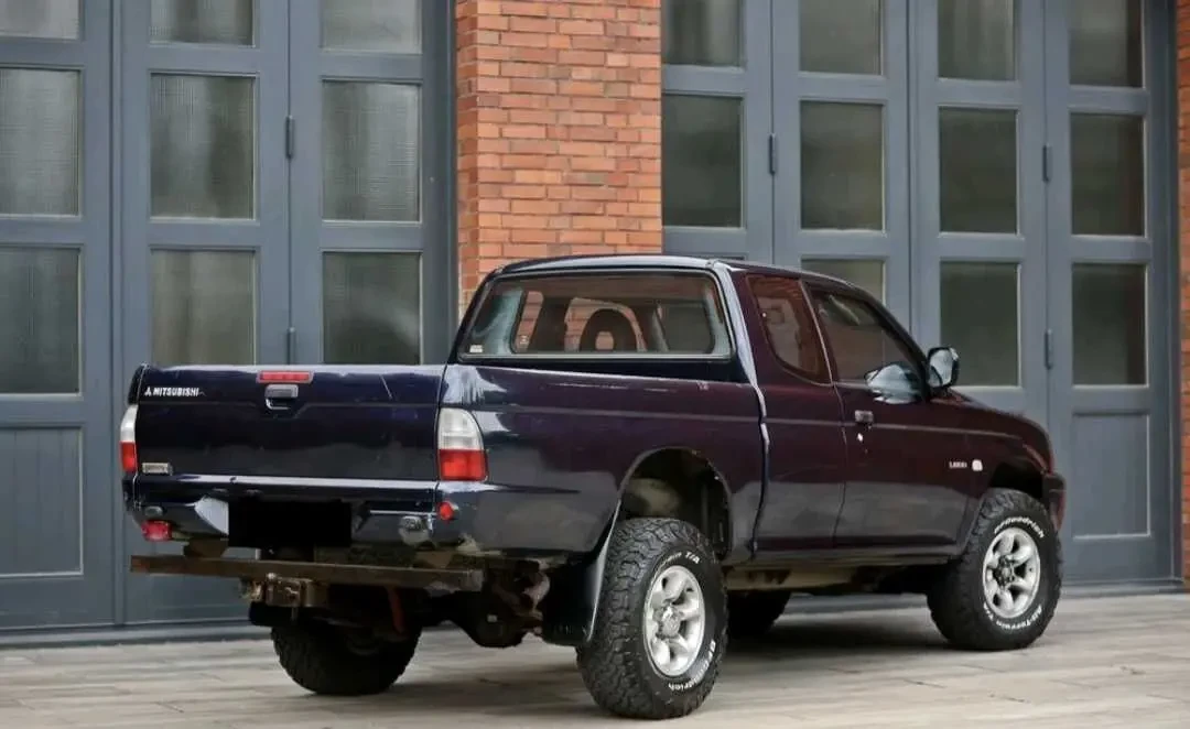 Mitsubishi L 200 3