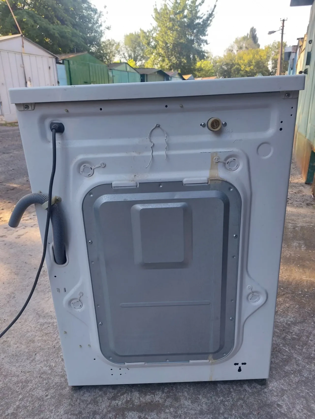 Пральна машинка LG F1056MD БУ не працює 4