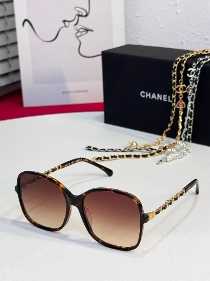 Окуляри Chanel з ланцюжком 9